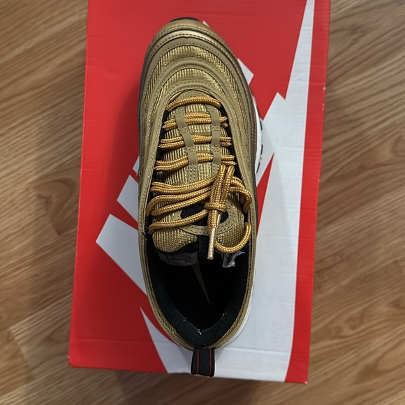 NIKE WOMEN’S AIR MAX 97 OG GOLD BULLETS - Picture 3 of 5